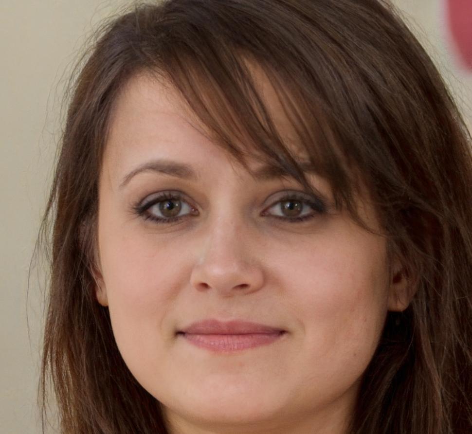Elena Martínez, Fundadora de zeloradianeuproto